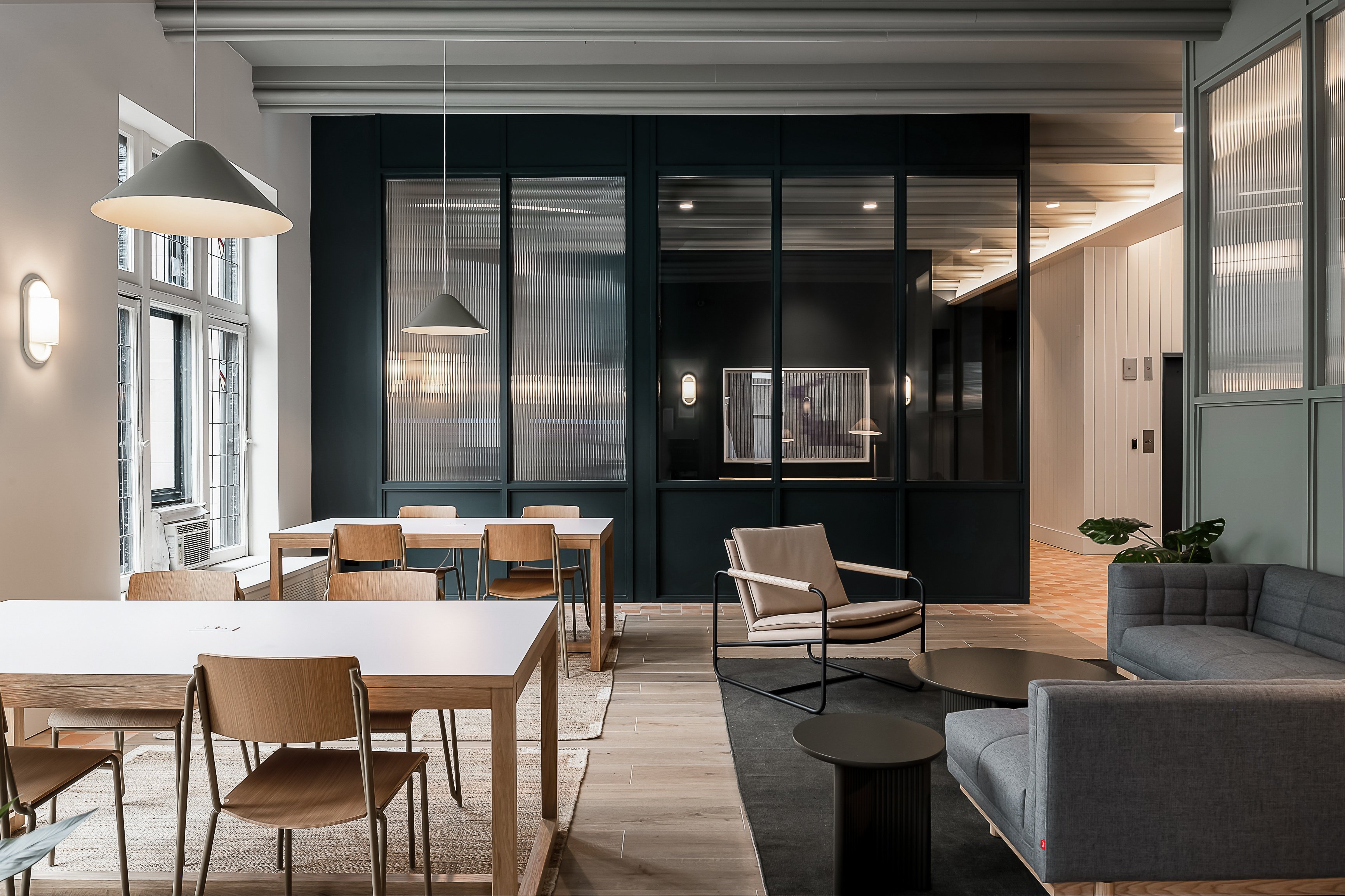 523-31 W. Fullerton Ave. 523-31 W. Fullerton Ave., Chicago, IL 60614 Lincoln Park - Leasing by Cross Street